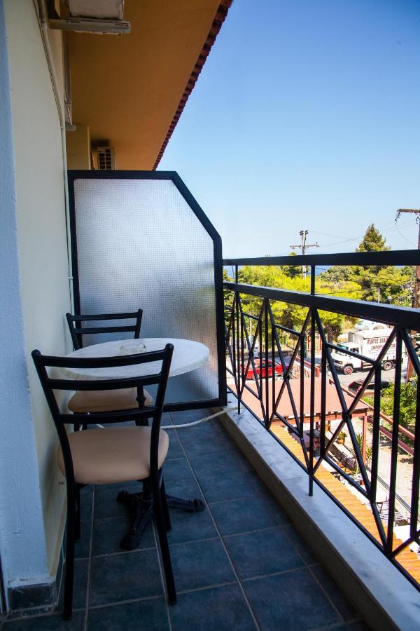 Hotel Adonis Kriopigi Exterior foto